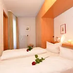 Kleinwalsertal Aparthotel 3*