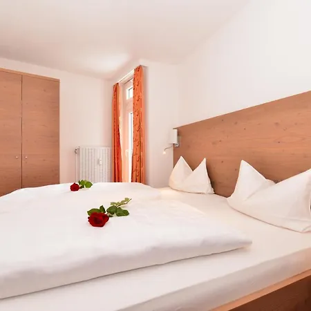 Kleinwalsertal Aparthotel 3*