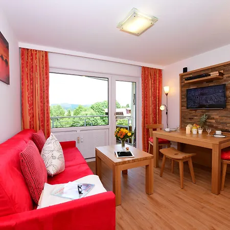 Kleinwalsertal Aparthotel 3*