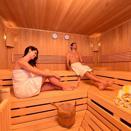 Aparthotel Kleinwalsertal 3*